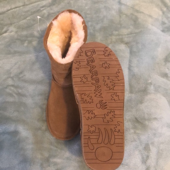 BEARPAWS Suede Sherling Boots. Size 8 - Picture 3 of 3